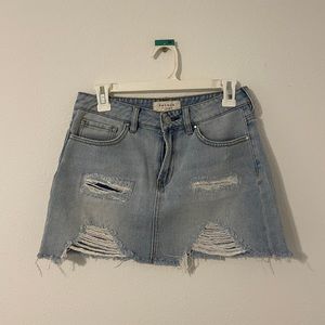 Pacsun mini denim ripped skirt size 25